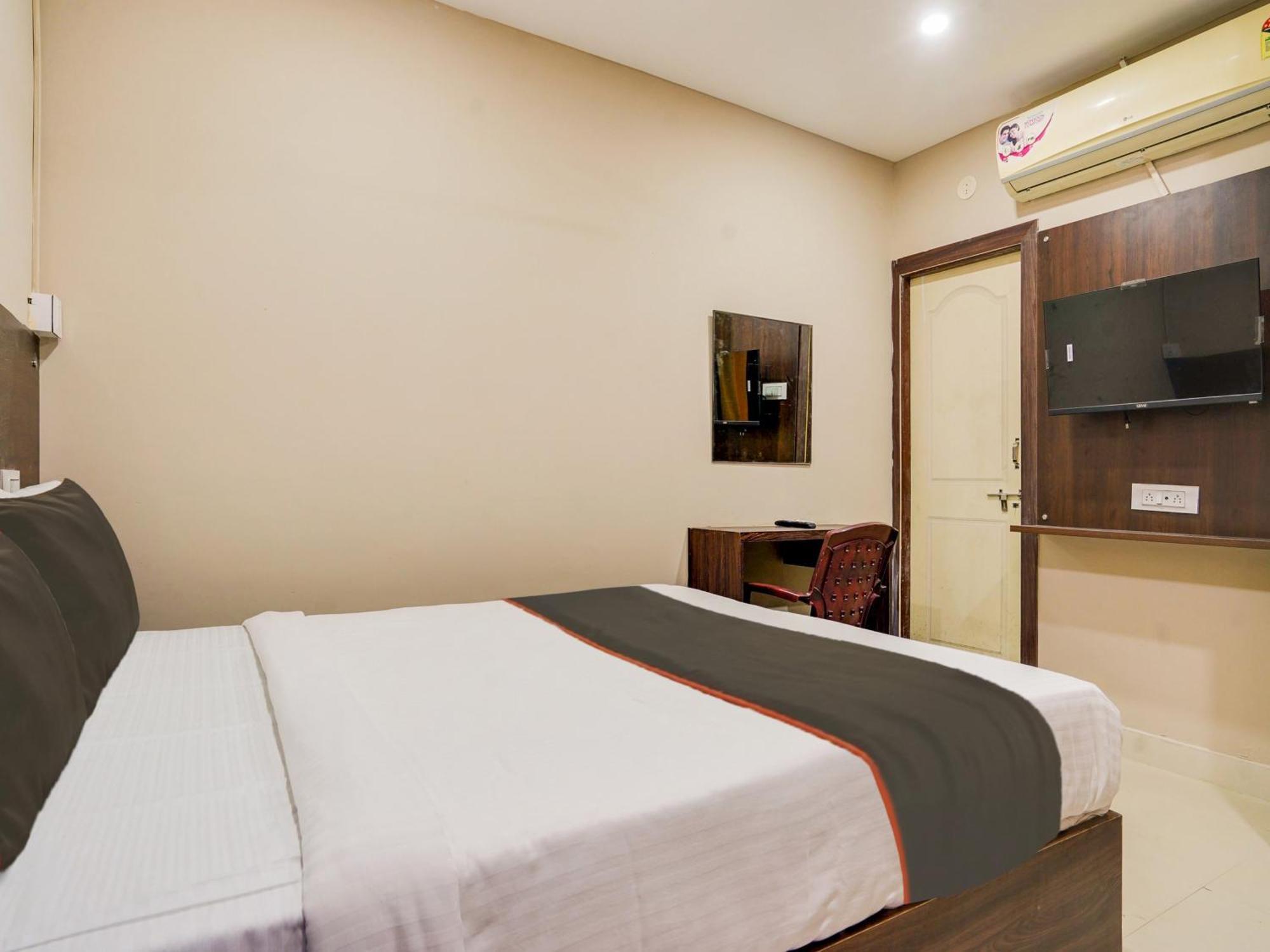 Hotel Airport Land New Delhi Exterior foto