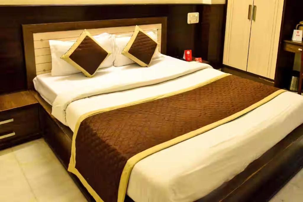 Hotel Airport Land New Delhi Exterior foto