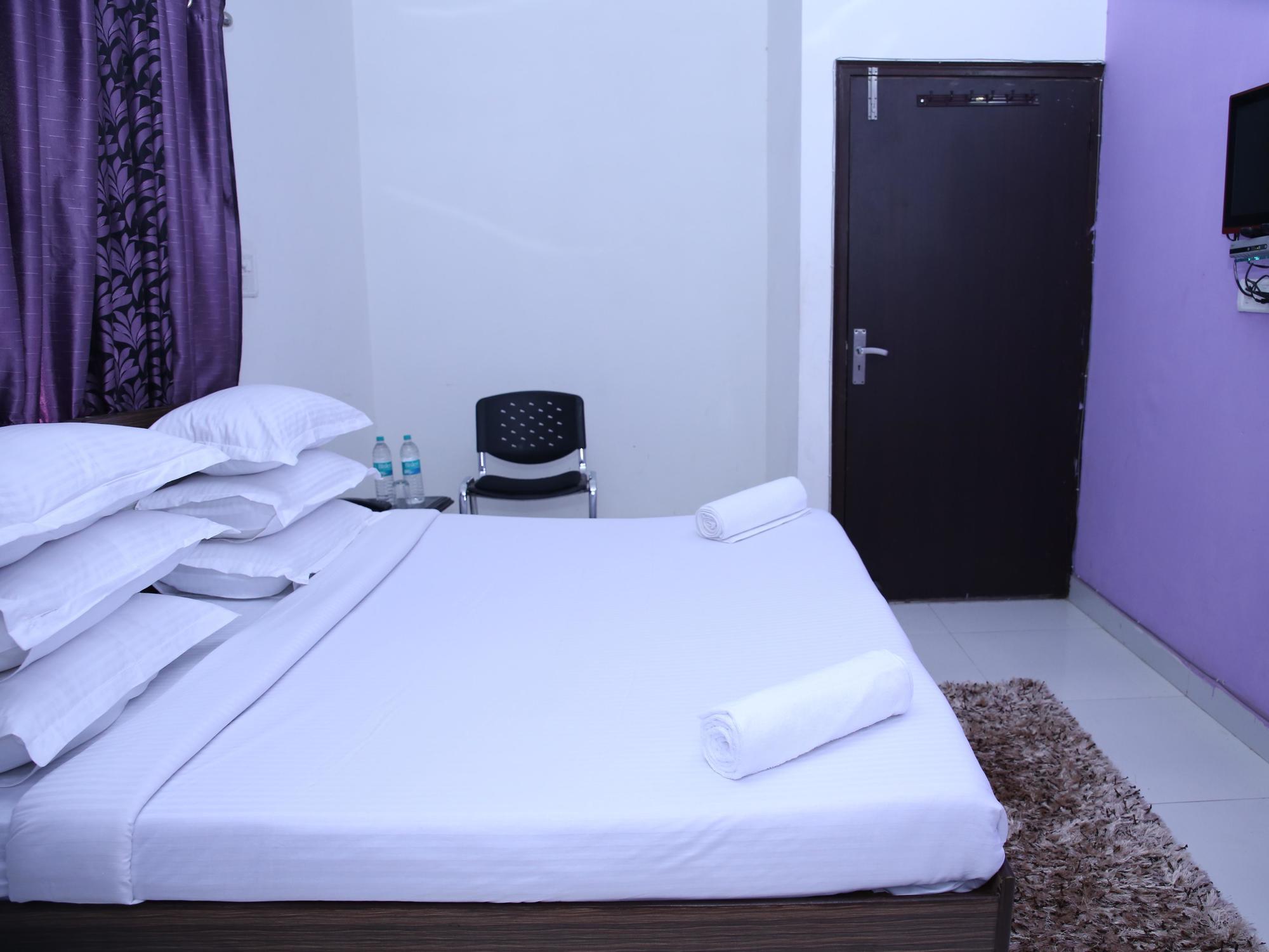 Hotel Airport Land New Delhi Exterior foto